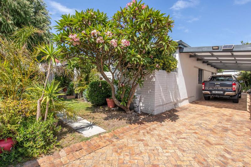 3 Bedroom Property for Sale in Diep River Western Cape